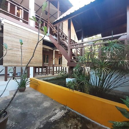 Sabai Ca Baille Guesthouse Pakse Exterior photo